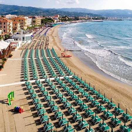 La Margherita Diano Marina Exterior photo